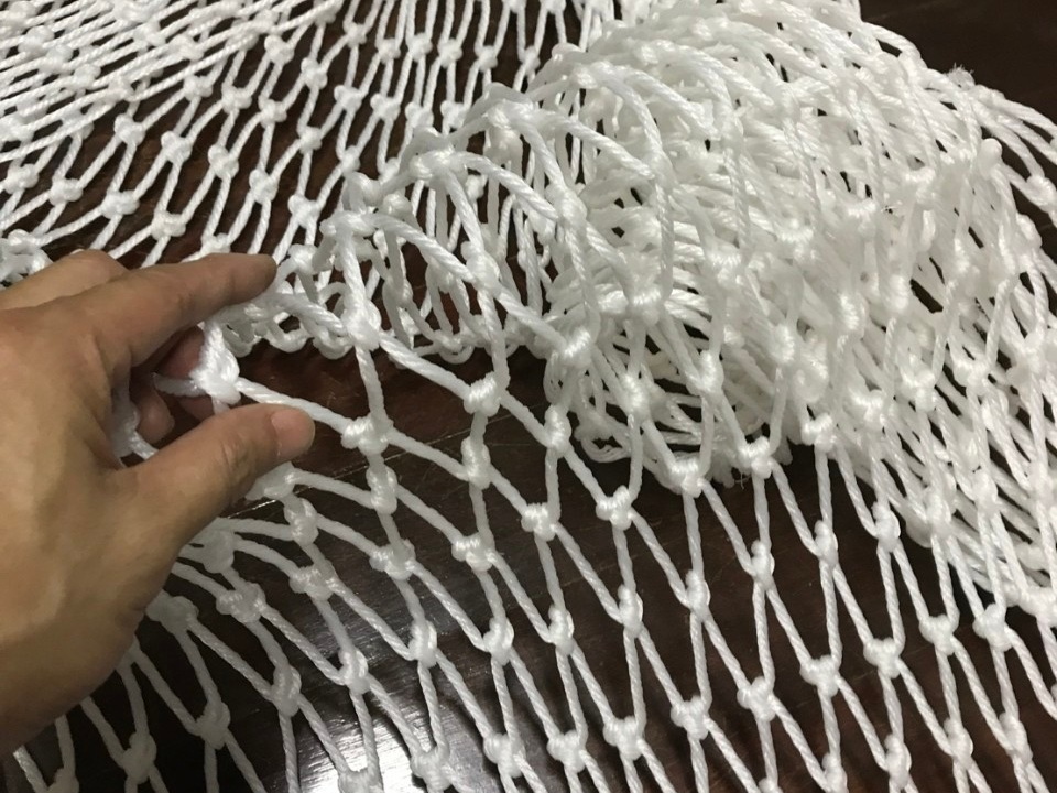 ผลิตตาข่ายเชือกถัก